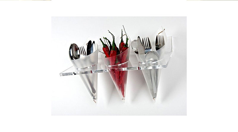 Impressive cutlery holder
