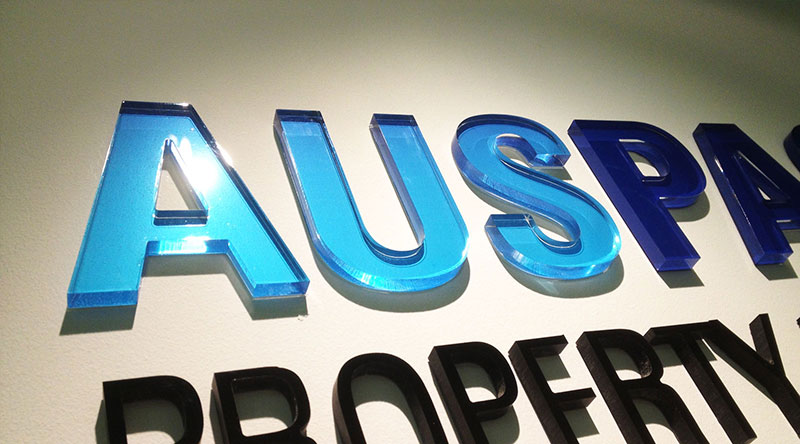 Auzre sign writer in acrylic