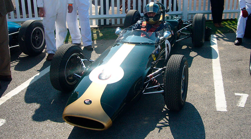 Racing car screen